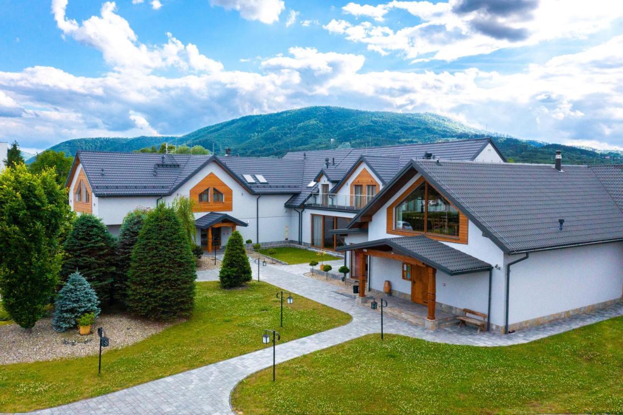 Villa & Gospoda Krakowska Kobiernice エクステリア 写真