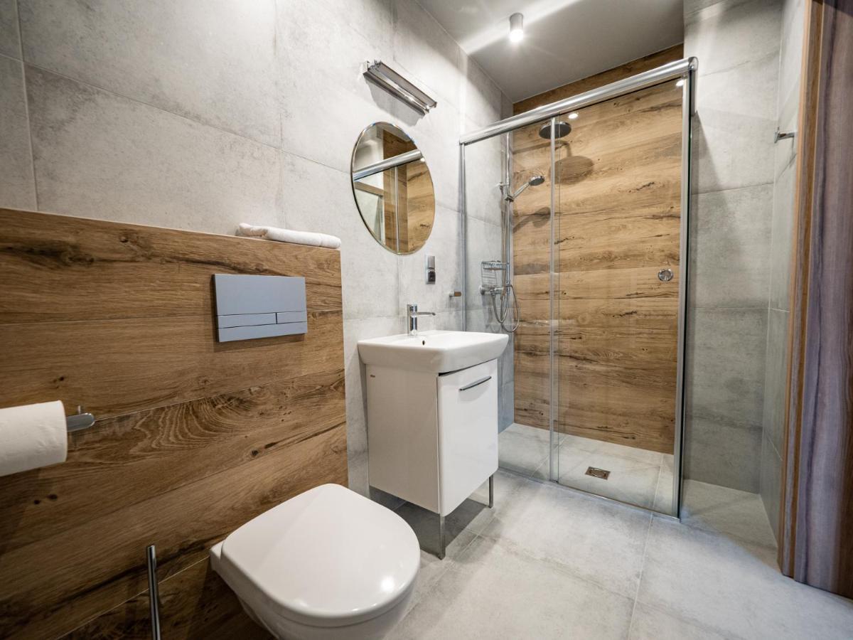 Villa & Gospoda Krakowska Kobiernice エクステリア 写真