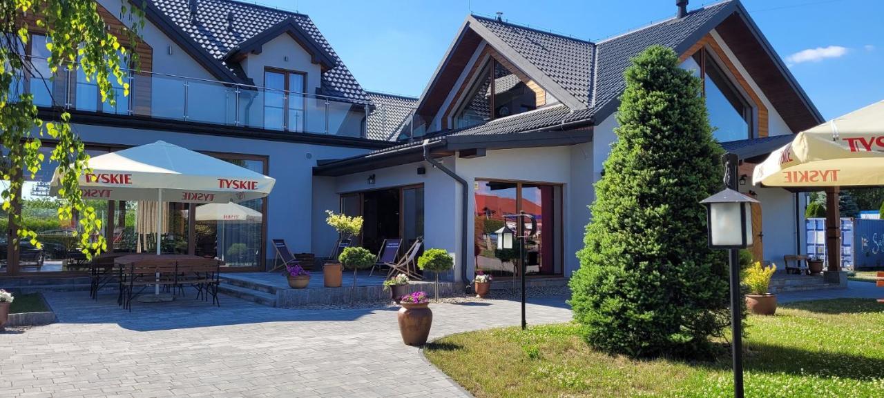 Villa & Gospoda Krakowska Kobiernice エクステリア 写真