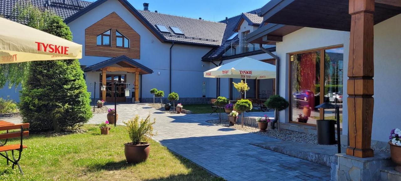 Villa & Gospoda Krakowska Kobiernice エクステリア 写真